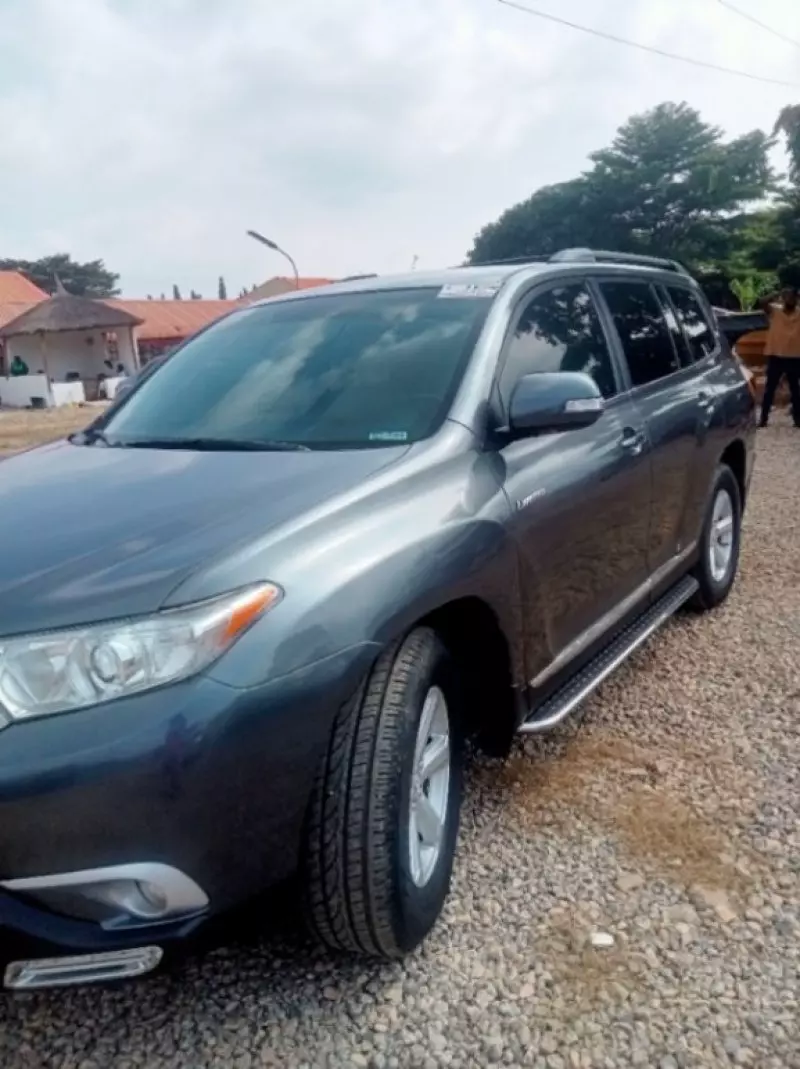 Toyota Highlander   - 2008