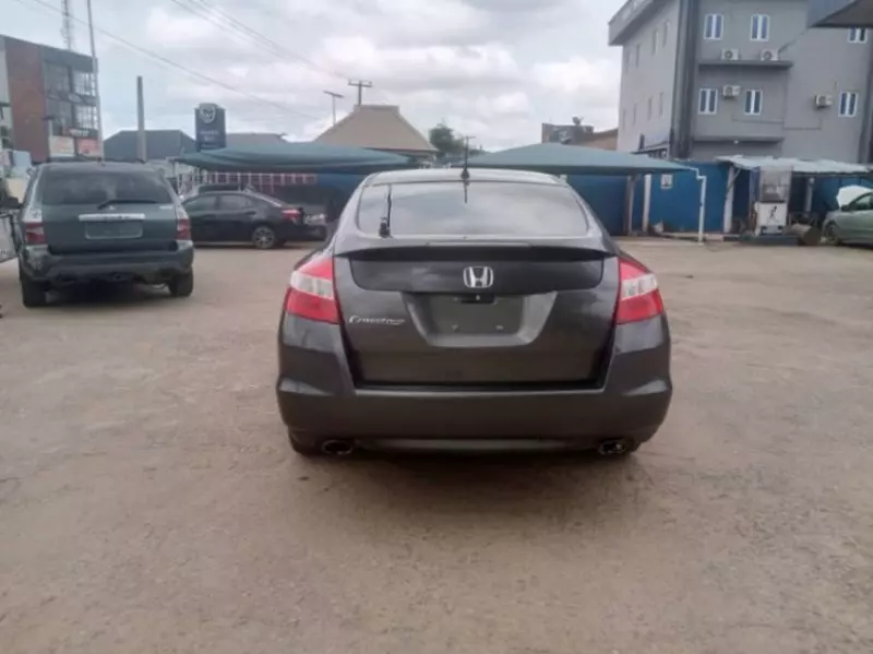 Honda Crosstour   - 2012