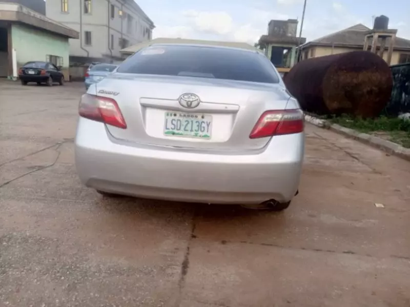 Toyota Camry   - 2007