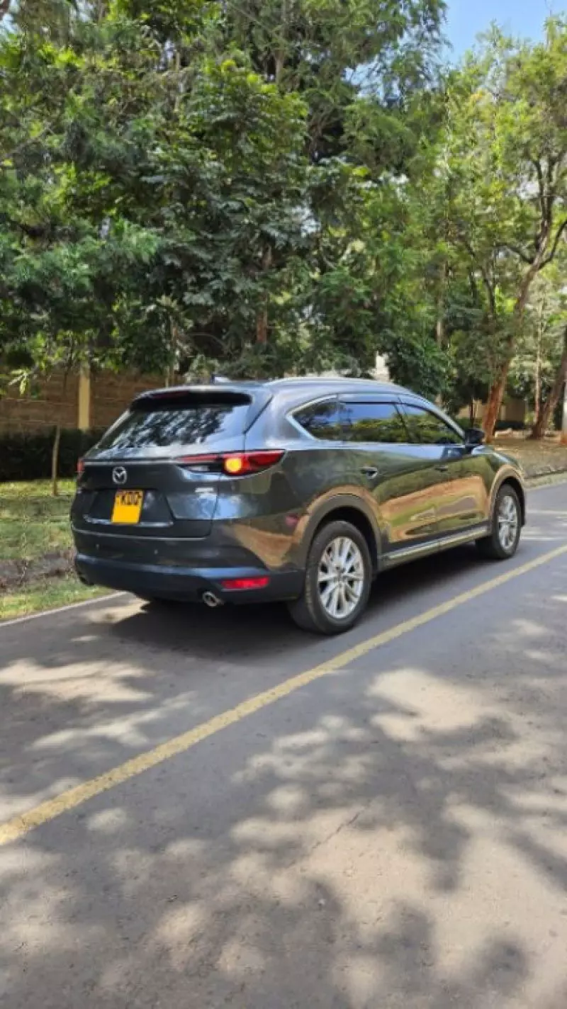 Mazda CX-8 - 2018