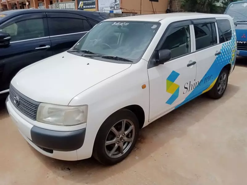 Toyota Probox    - 2016