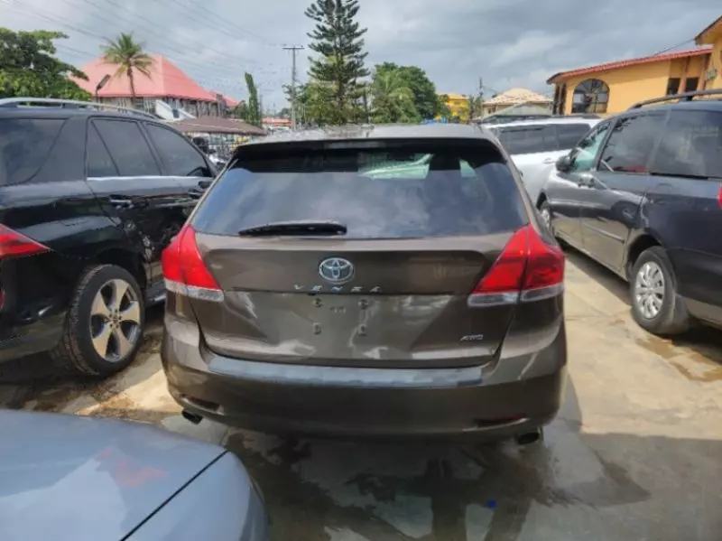 Toyota Venza   - 2010