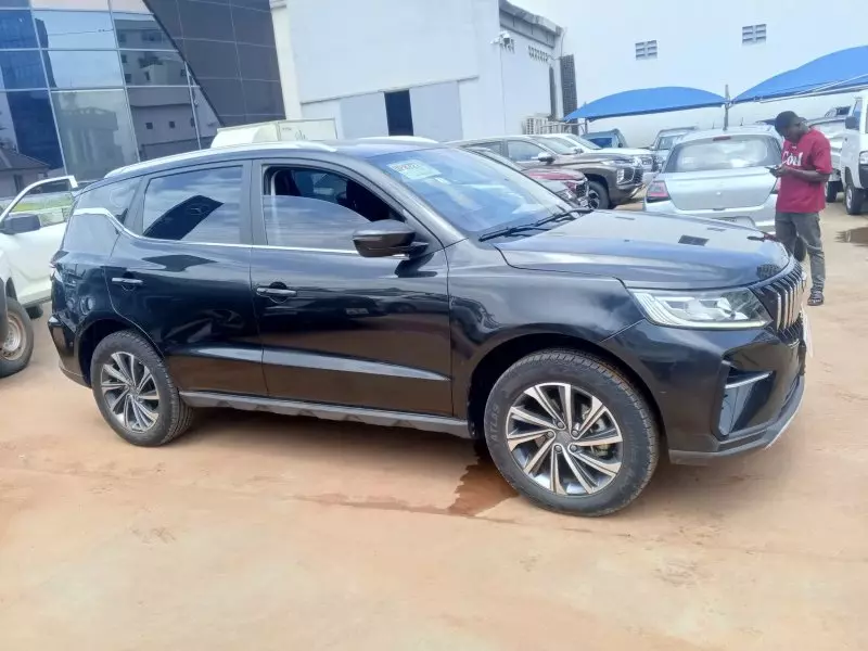 GEELY X6 PRO   - 2021
