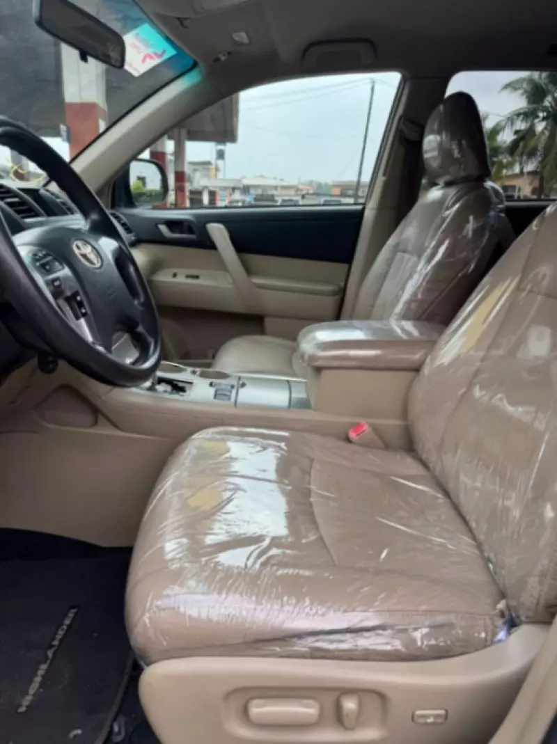 TOYOTA Highlander - 2013