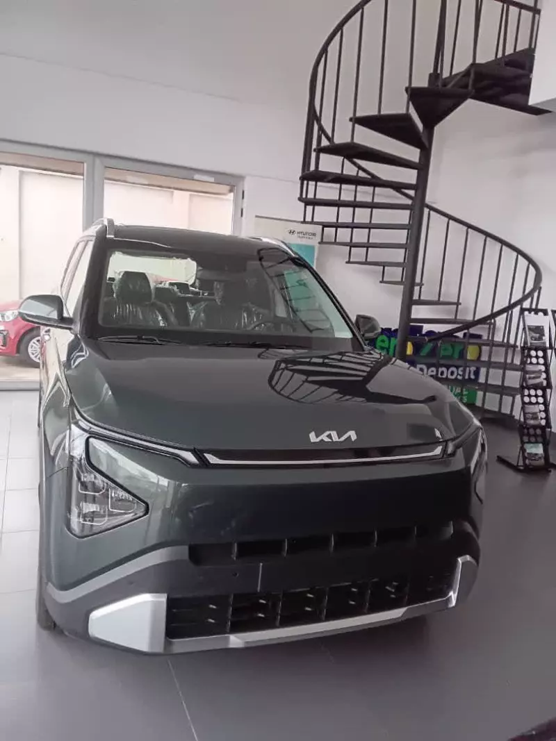KIA Carens   - 2025