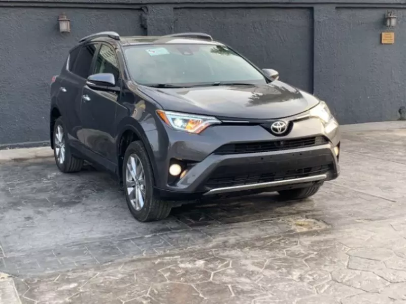 Toyota RAV4   - 2016