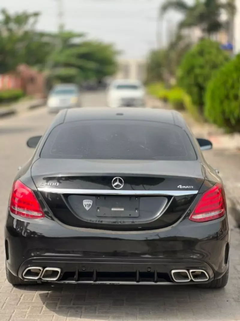 Mercedes-Benz C-Class   - 2015