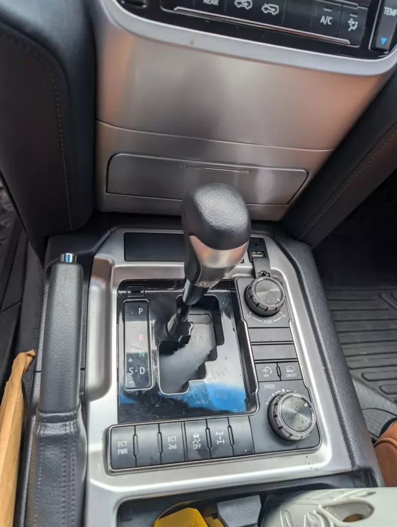 TOYOTA Landcruiser Vx V8    - 2021