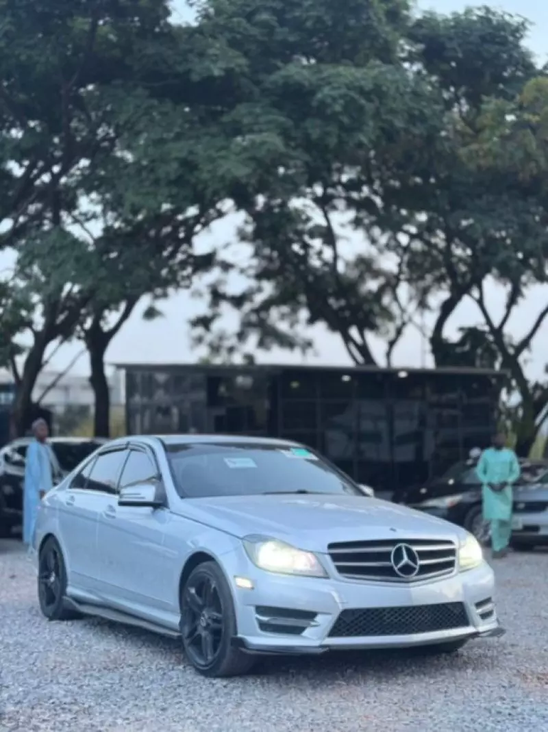 Mercedes-Benz C 300   - 2014