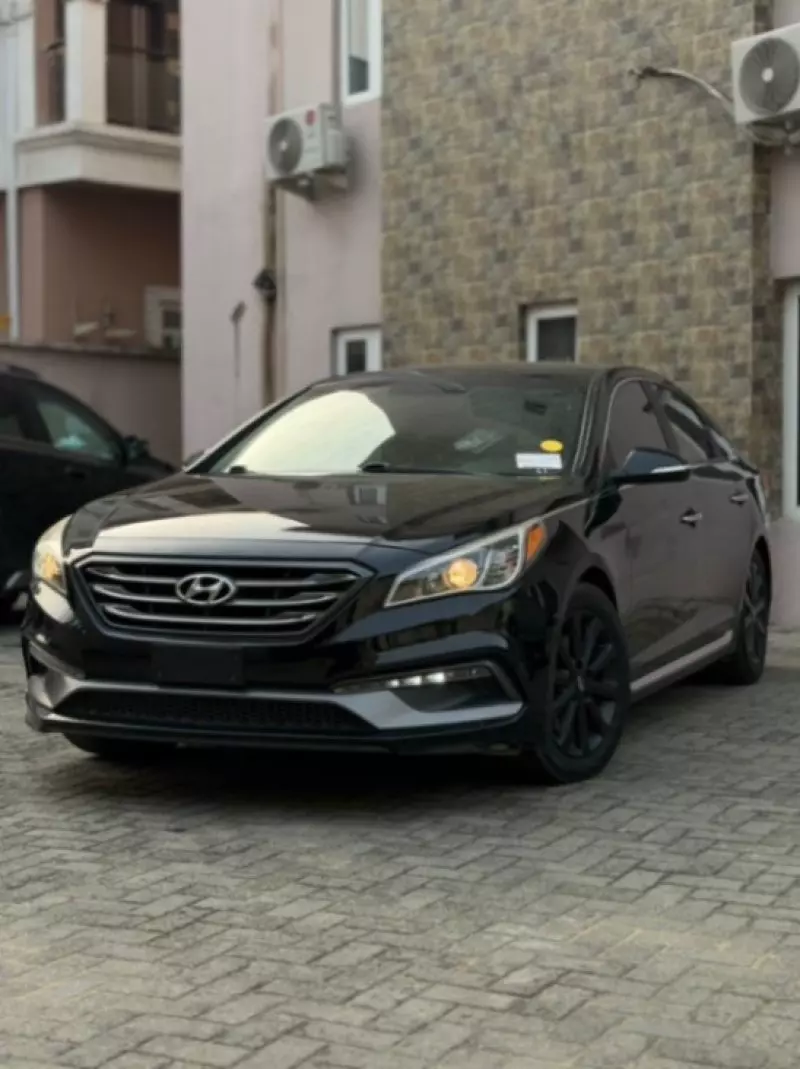 Hyundai Sonata   - 2017
