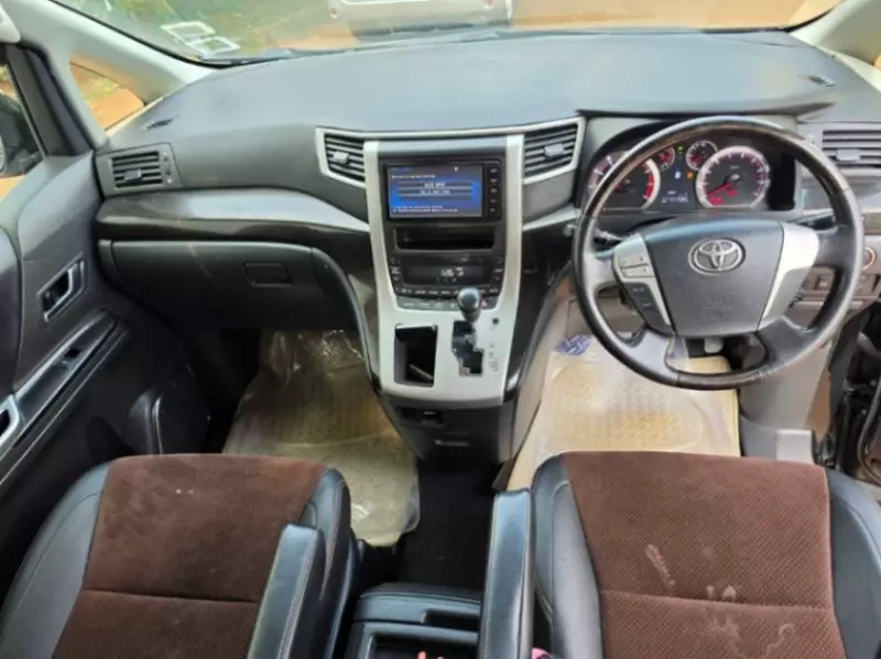 TOYOTA Alphard   - 2014