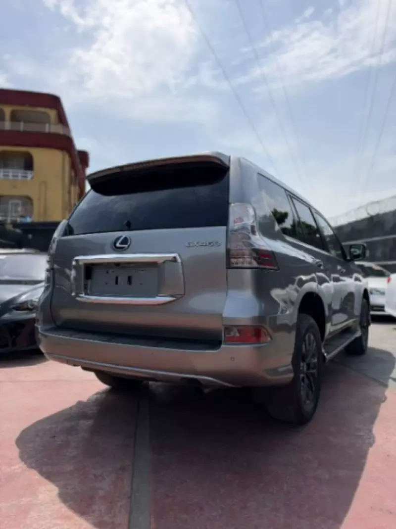 Lexus GX   - 2023