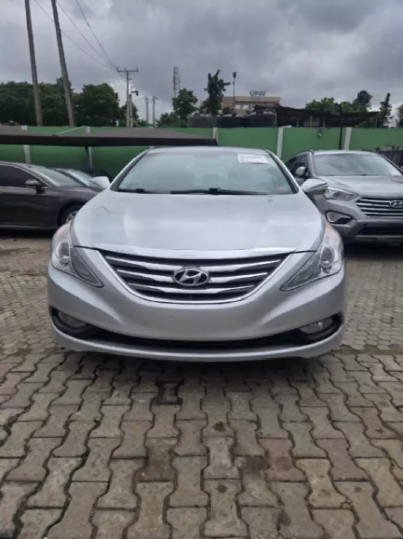 Hyundai Sonata - 2014