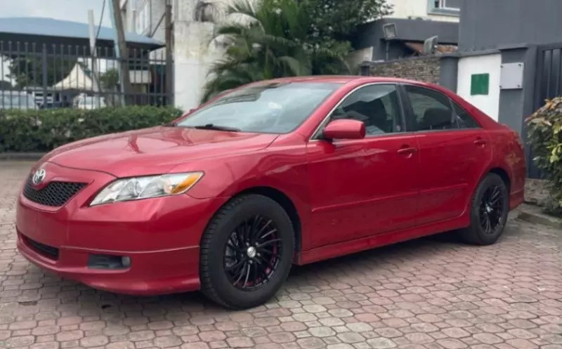 TOYOTA Camry   - 2009