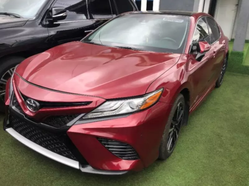 TOYOTA Camry - 2018