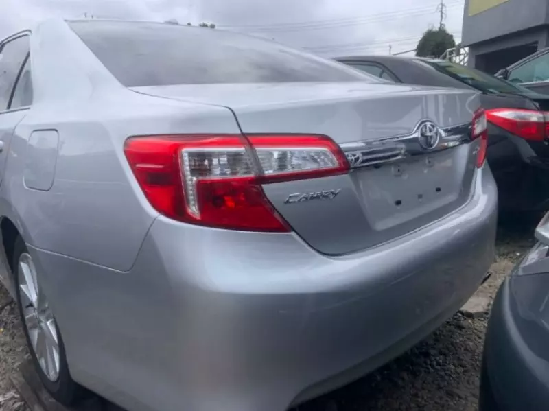 TOYOTA Camry - 2014