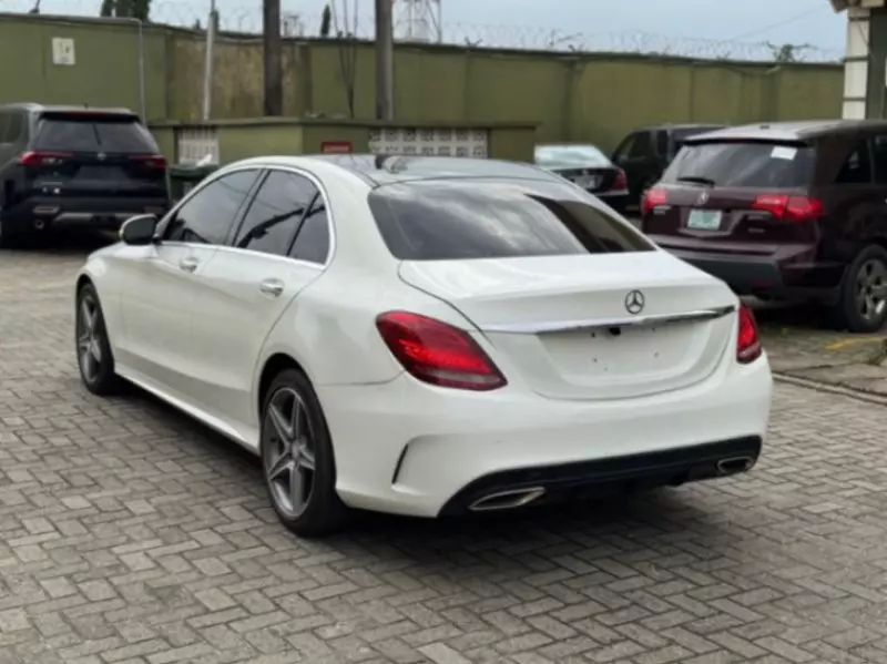 Mercedes-Benz C-Class   - 2015