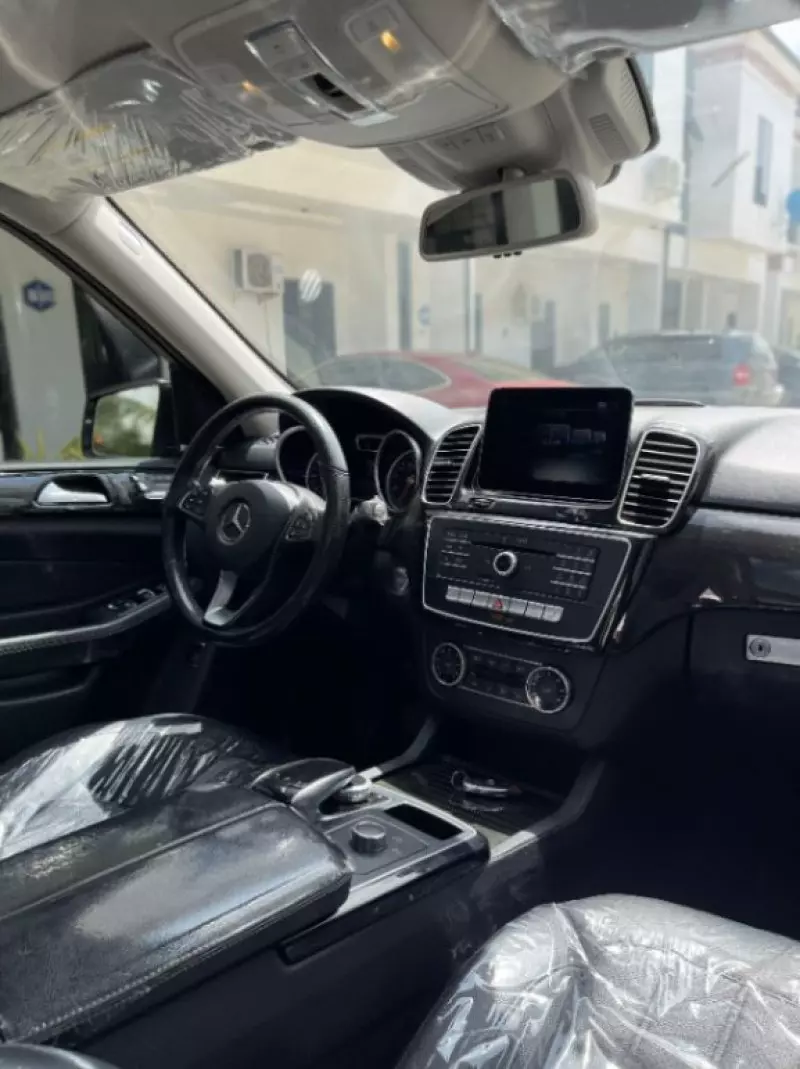 Mercedes-Benz GLE-Class   - 2016