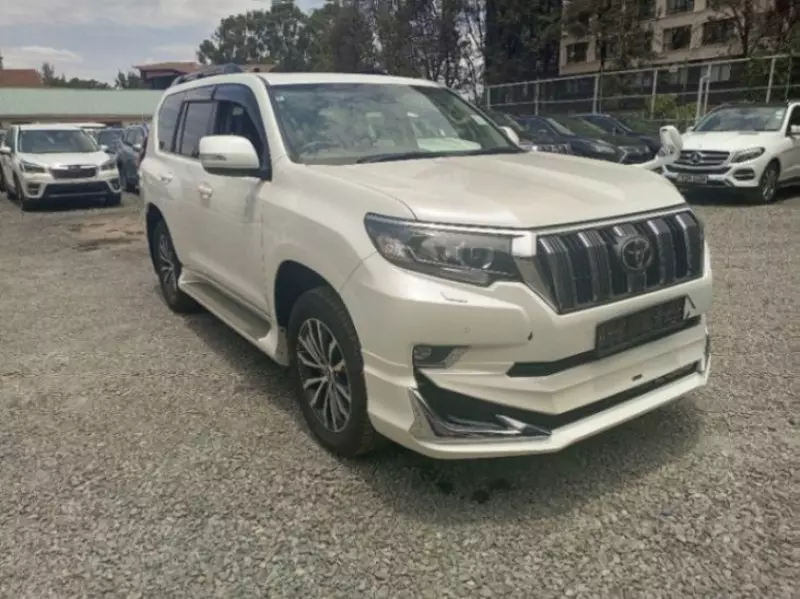 TOYOTA Landcruiser Prado - 2019