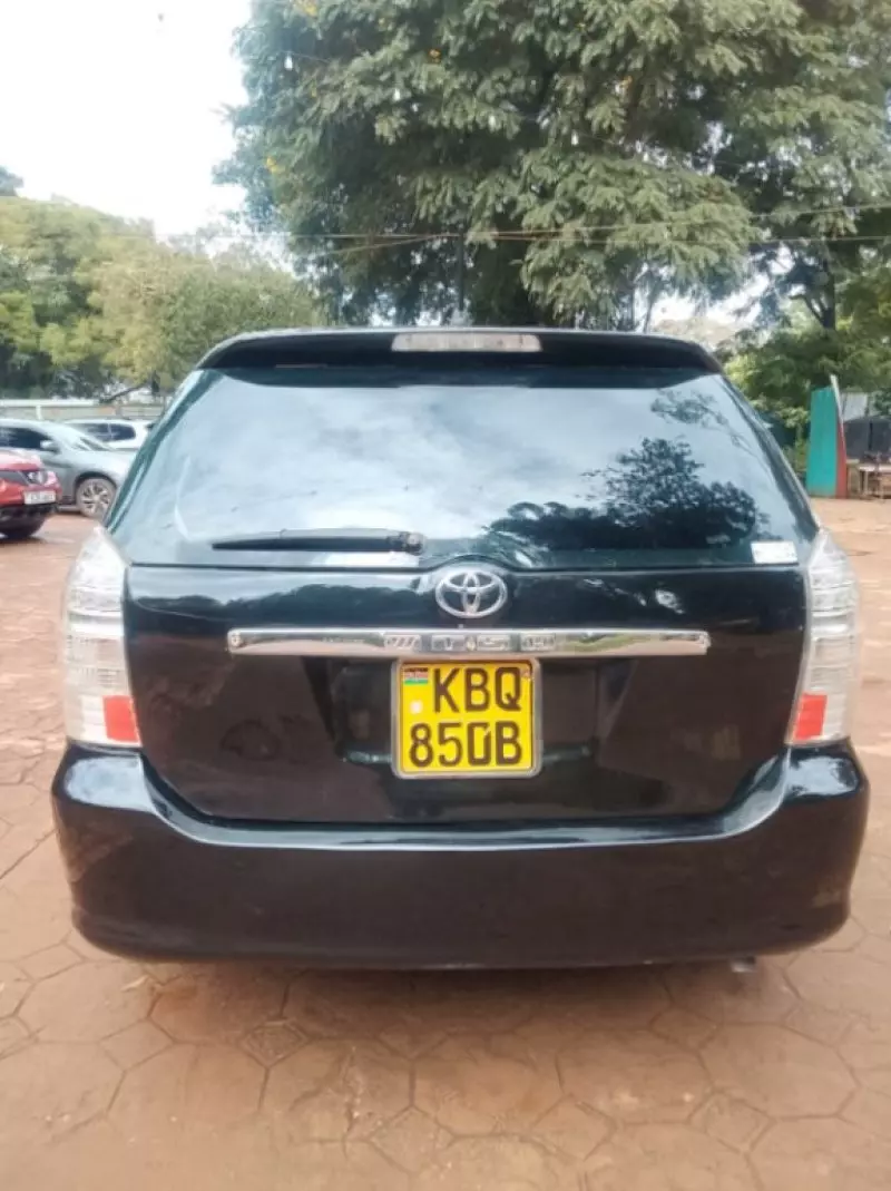 Toyota Wish   - 2004