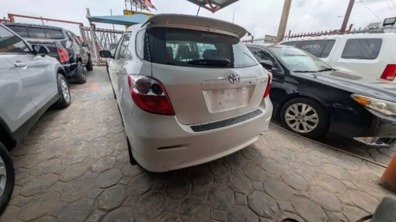 TOYOTA Corolla Matrix   - 2010