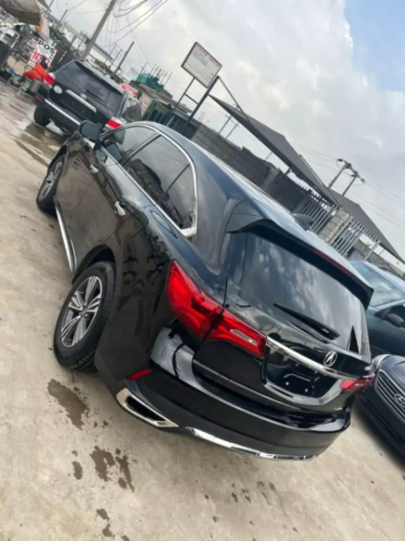 Acura MDX   - 2018