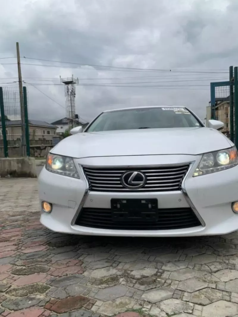 Lexus ES 350   - 2013
