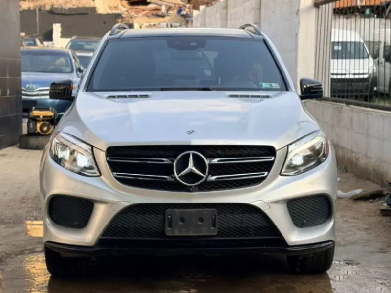 Mercedes-Benz GLE-Class   - 2016