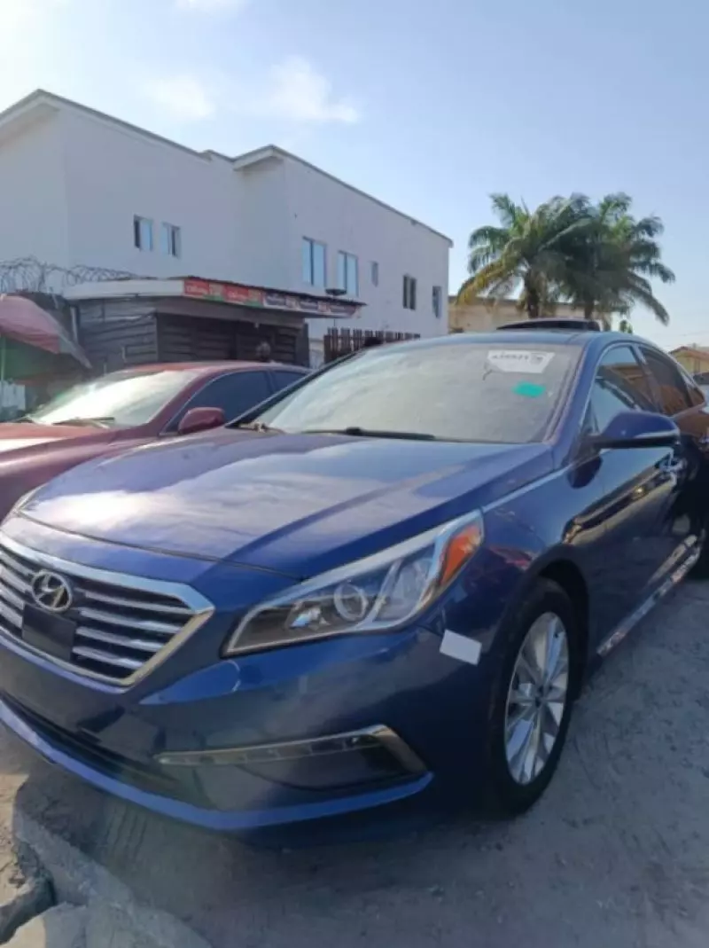 Hyundai Sonata   - 2015