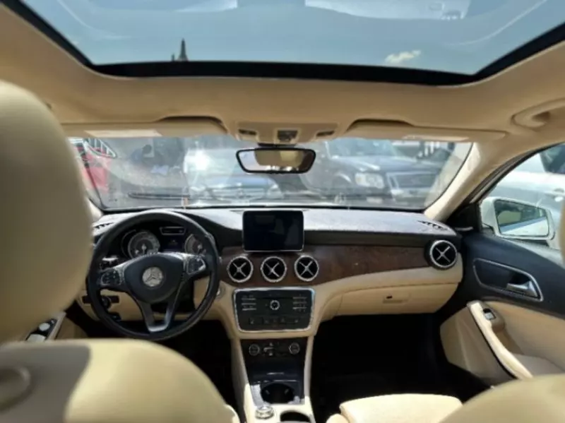 Mercedes-Benz Gla-class   - 2016