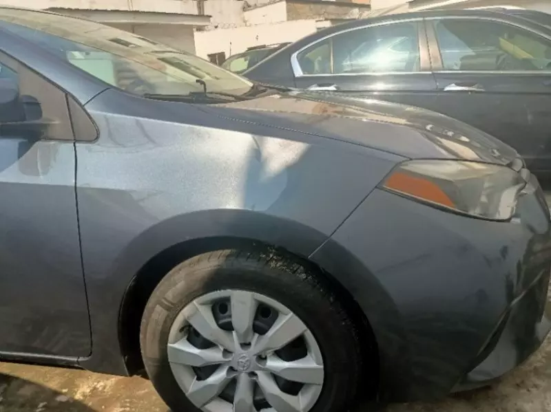 Toyota Corolla   - 2016