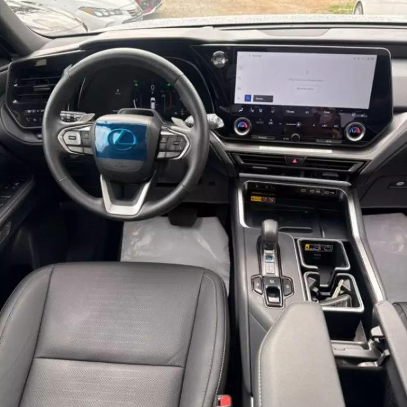 Lexus TX   - 2025