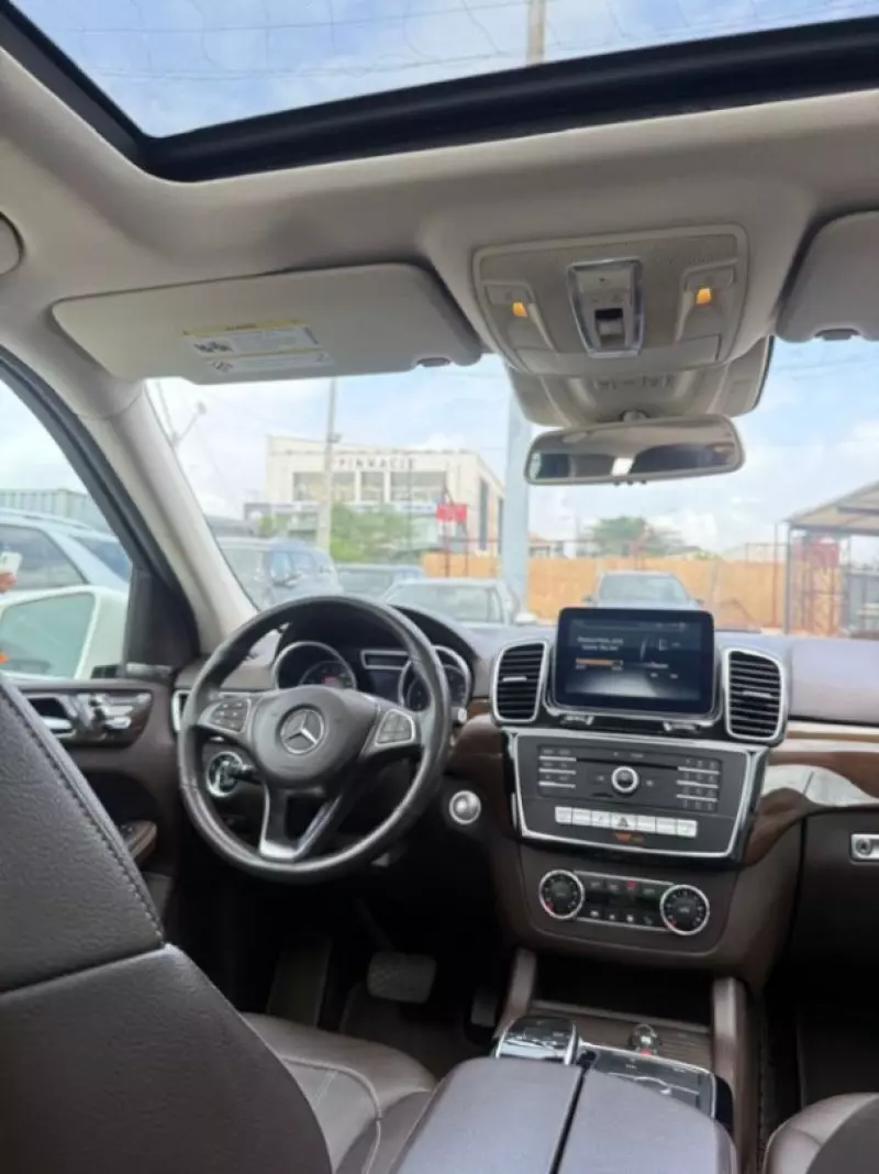 Mercedes-Benz GLE 350 - 2018