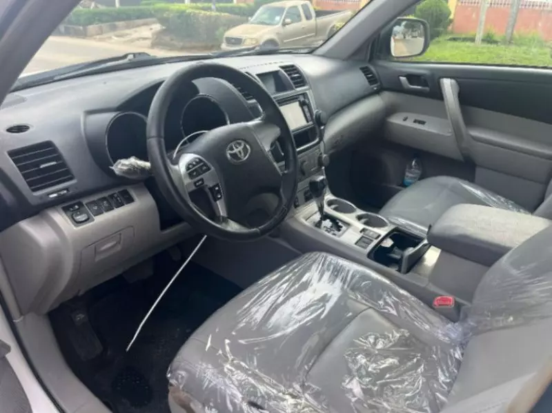 Toyota Highlander - 2013