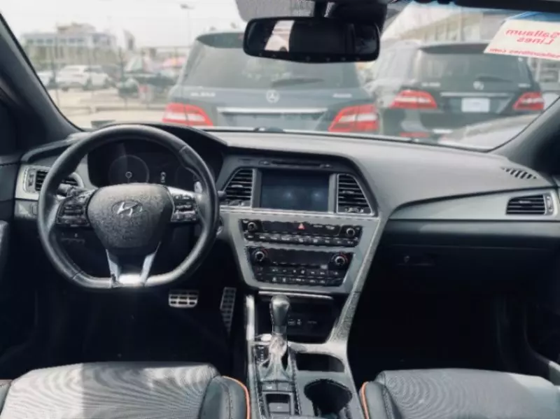 Hyundai Sonata   - 2015