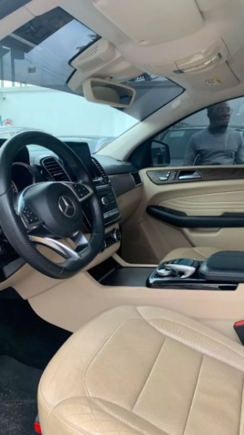 Mercedes-Benz GLE 43 AMG   - 2018