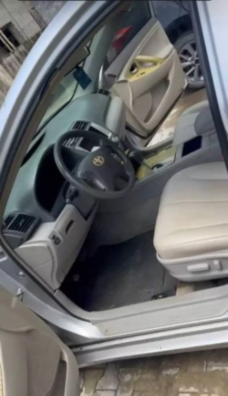 Toyota Camry   - 2008