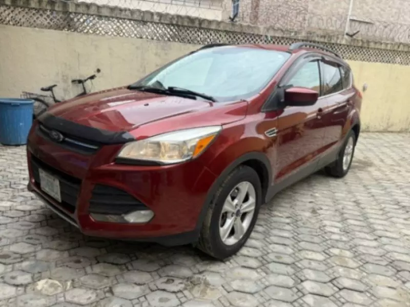 Ford Escape - 2013