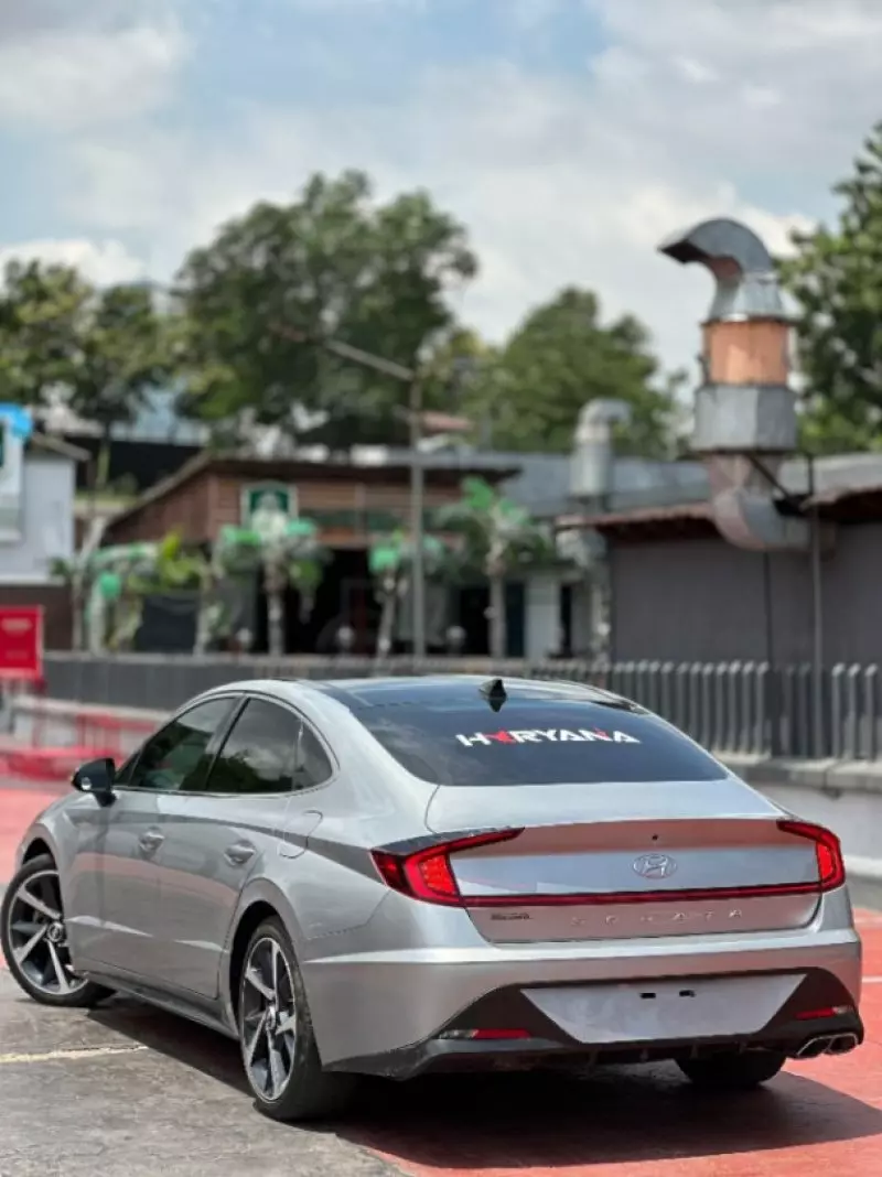 Hyundai Sonata   - 2021