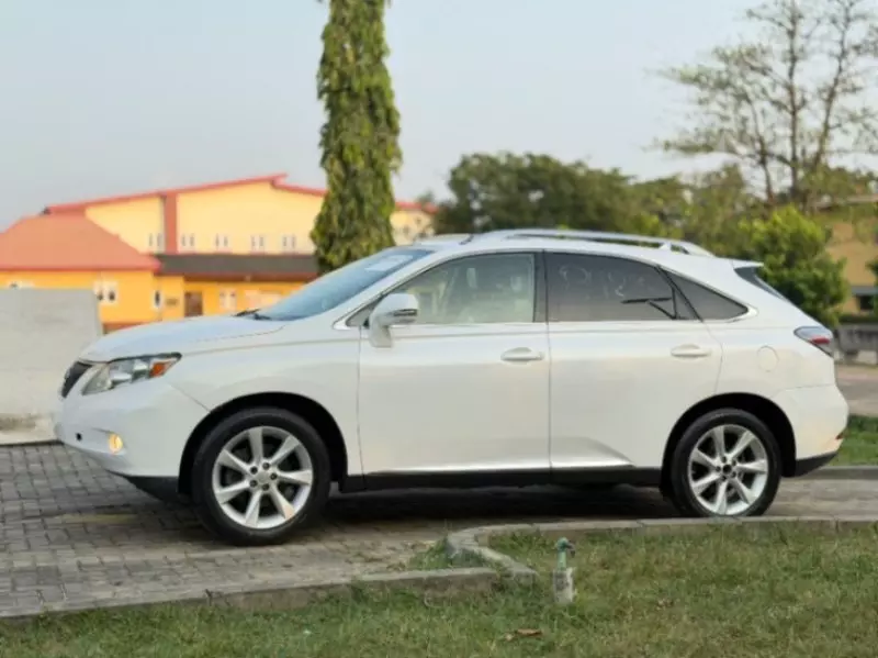 Lexus RX   - 2011