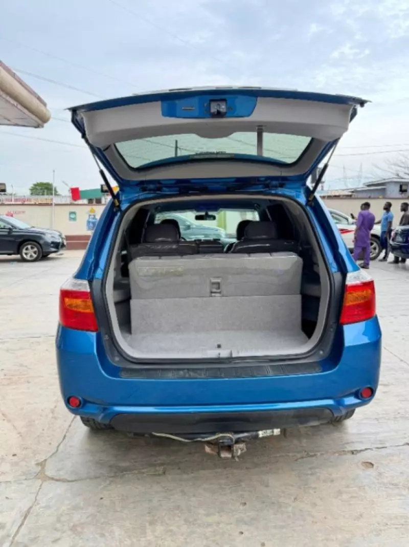 Toyota Highlander   - 2008