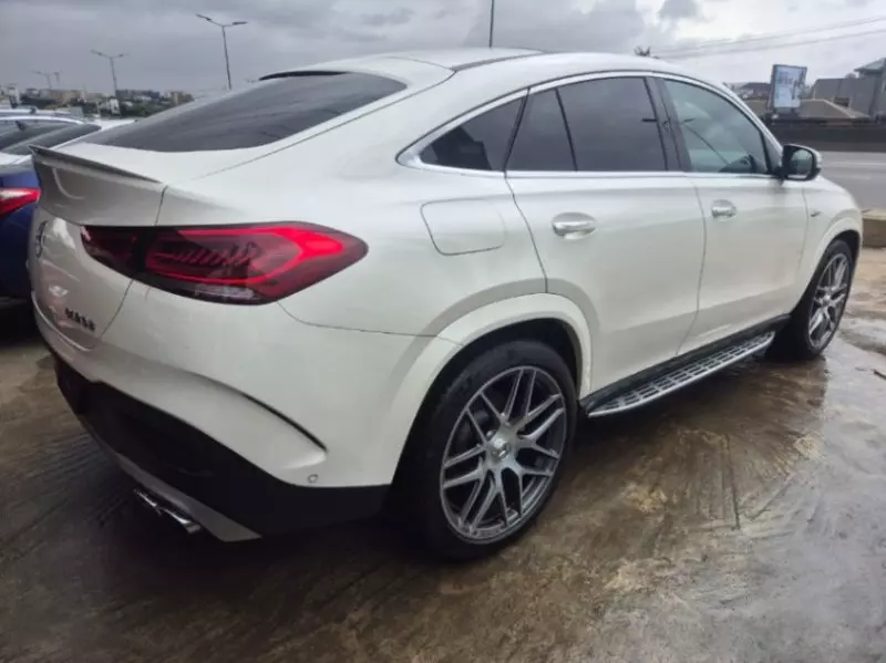 Mercedes-Benz GLE 53 AMG   - 2021