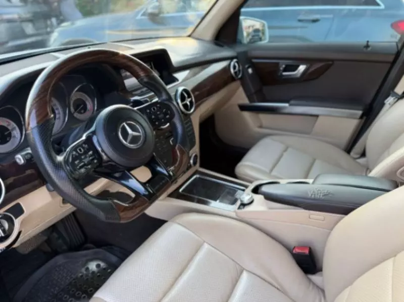 Mercedes-Benz GLK 350   - 2014