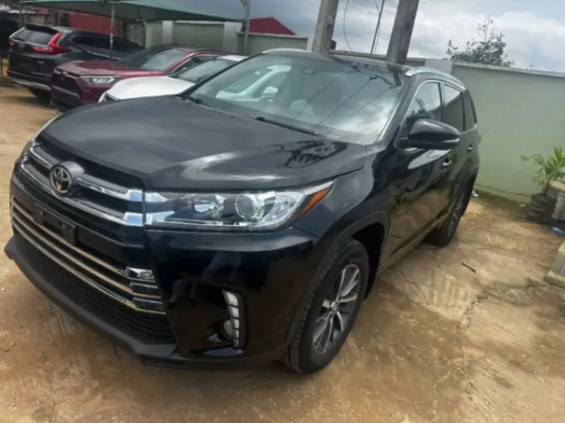 TOYOTA Highlander   - 2018