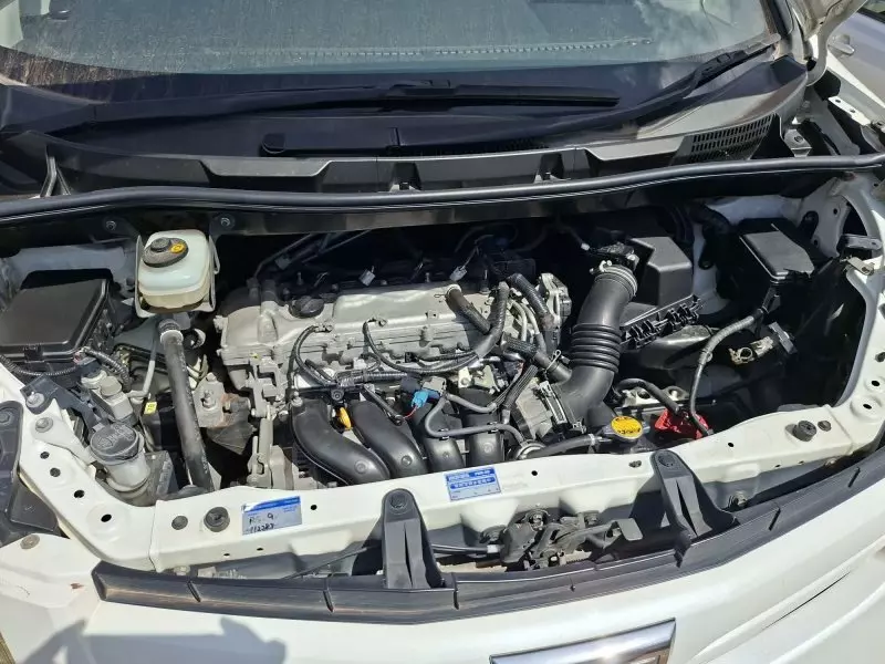 TOYOTA Noah   - 2012
