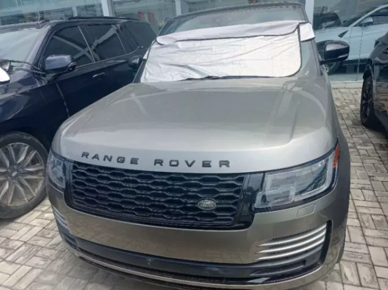 Land Rover Range Rover Vogue   - 2019