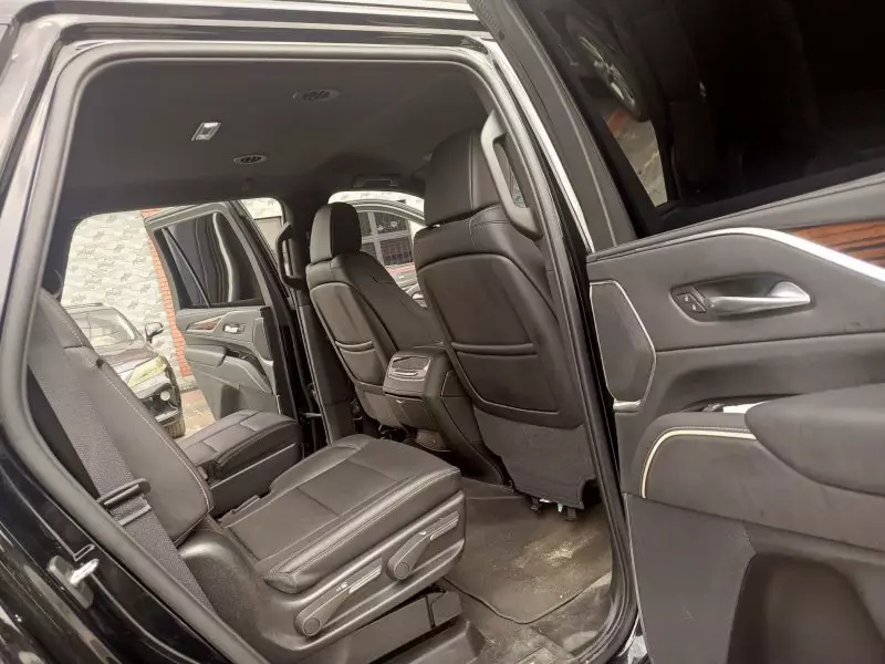 Cadillac Escalade   - 2023