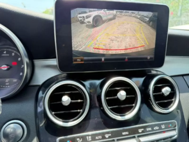 Mercedes-Benz C 300   - 2015