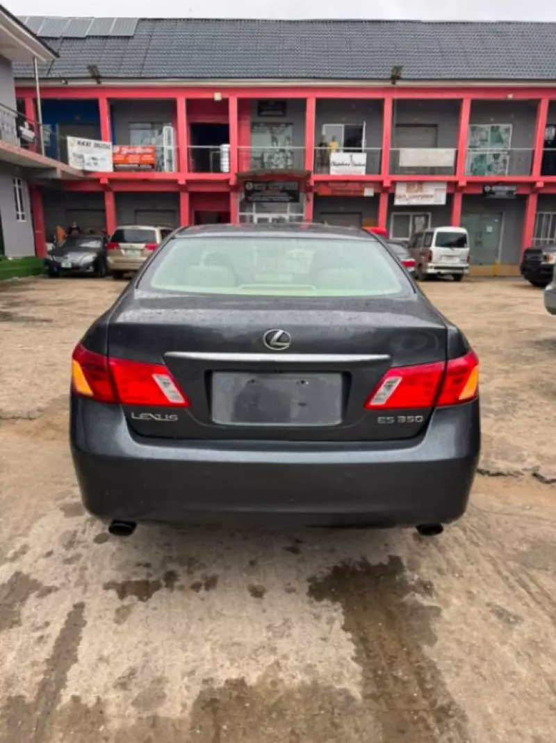 Lexus ES   - 2008