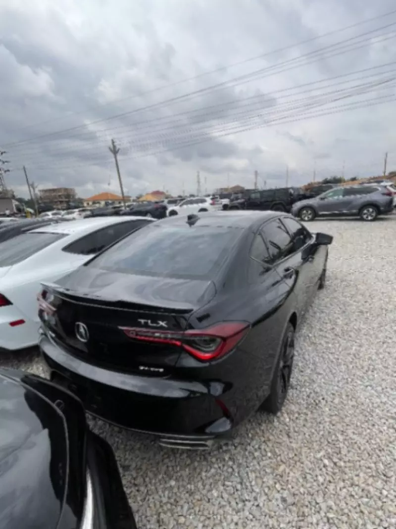 Acura TLX - 2023